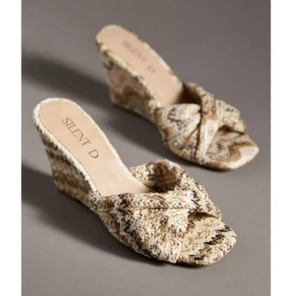 Anthropologie Katia Raffia Slip On Wedges Size 41 / 10 Multi Woven Sandals